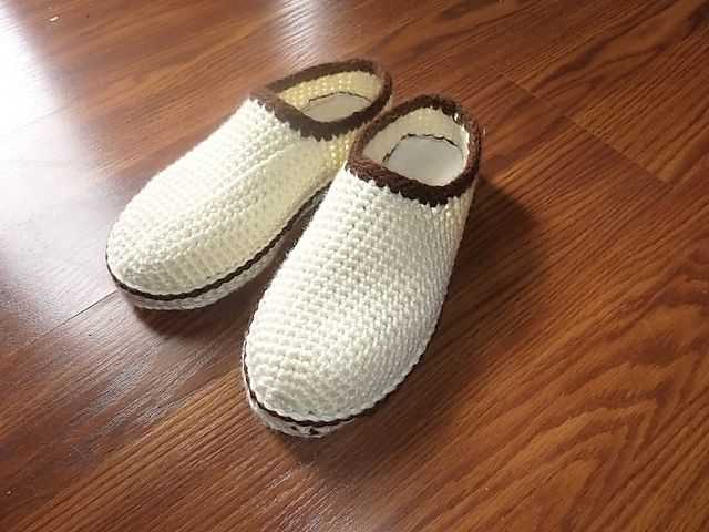 Dansko knit pattern clogs