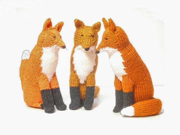 Knitted fox pattern