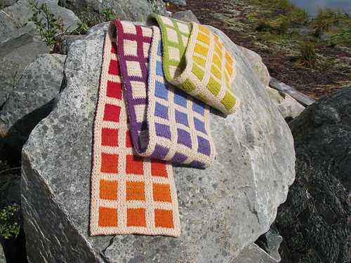 Double knitting scarf pattern