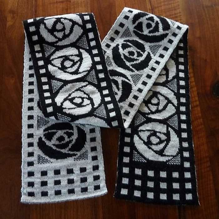 Double knitting scarf pattern