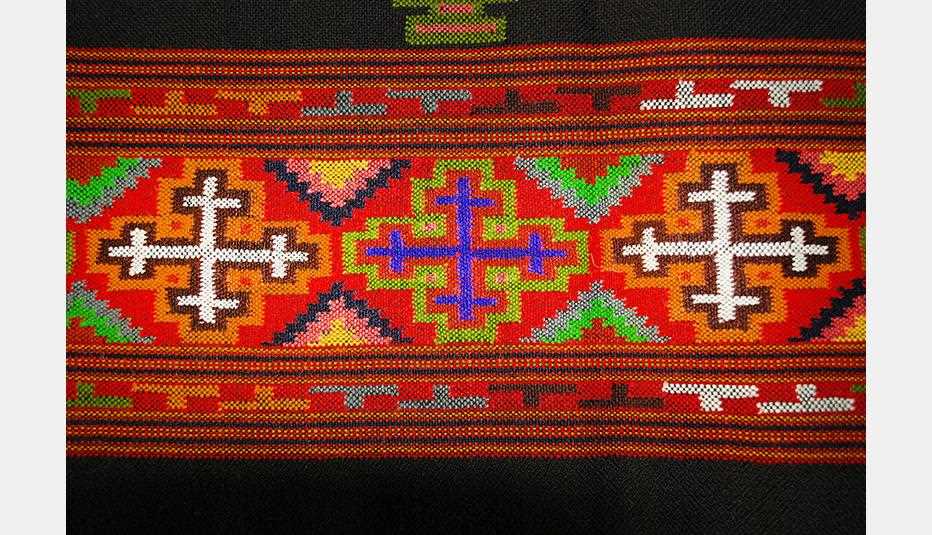 Free patterns for knitted prayer squares