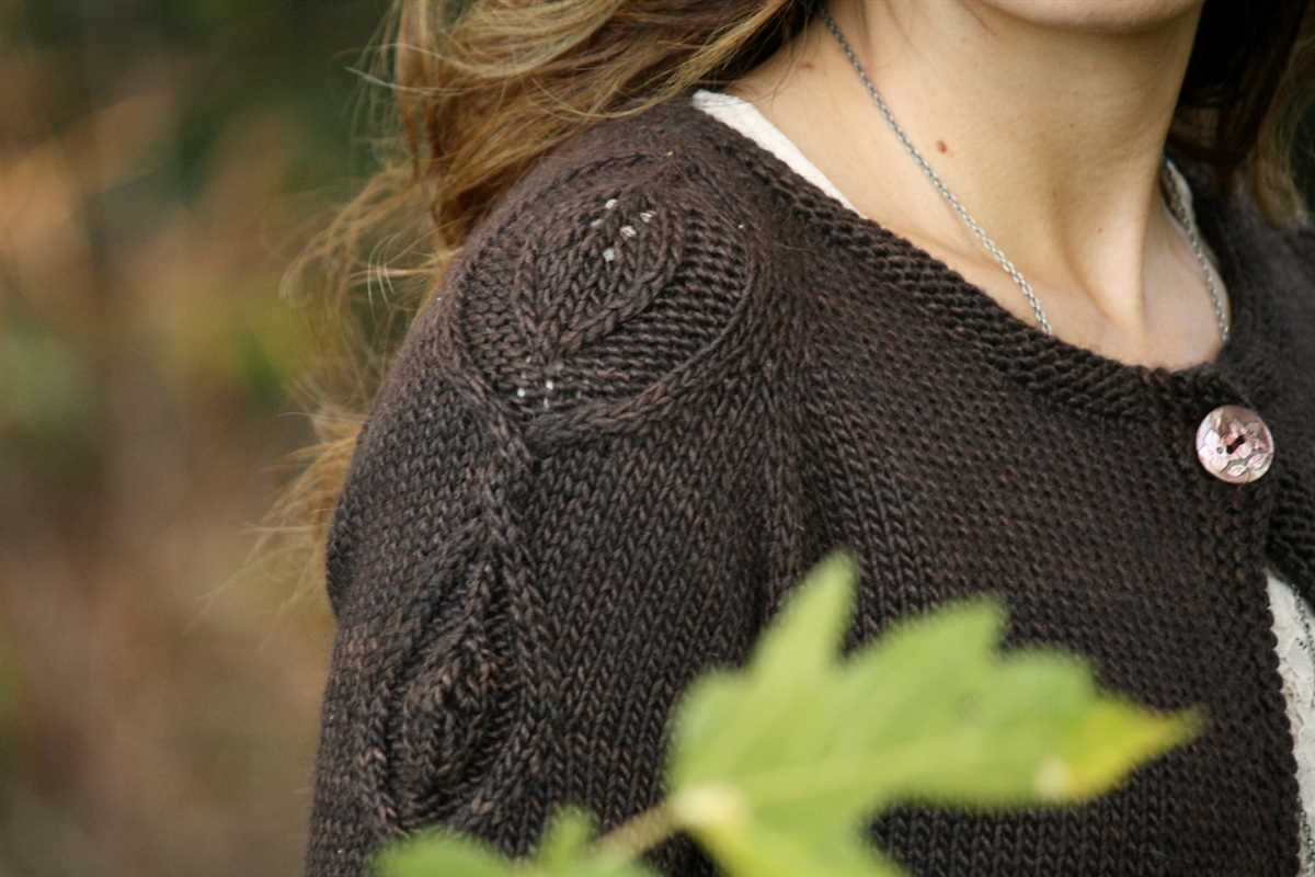 Drop shoulder cardigan knitting pattern