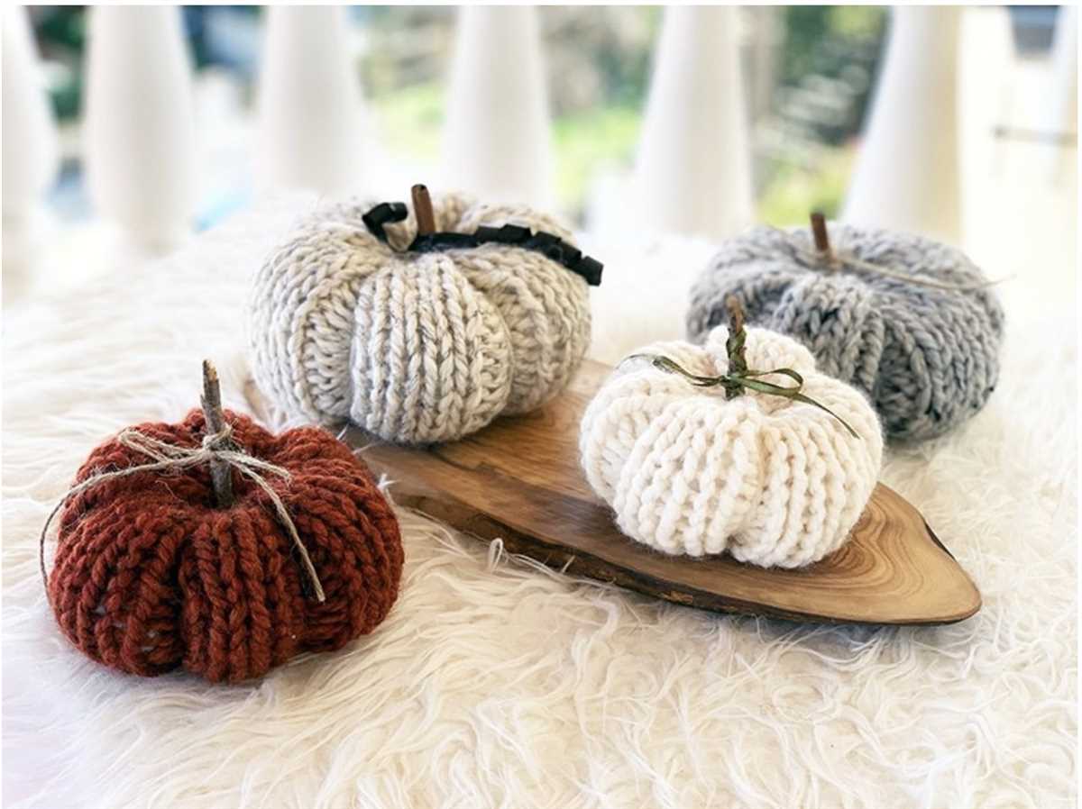 Knit pumpkin pattern in the round