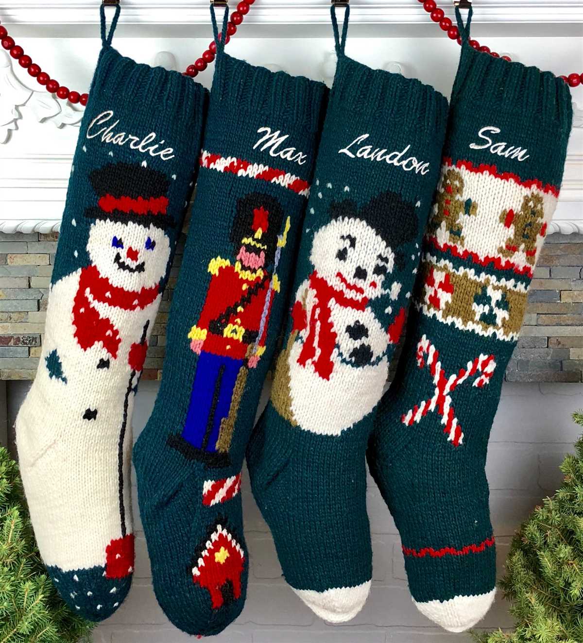 Mary maxim knitted christmas stocking patterns