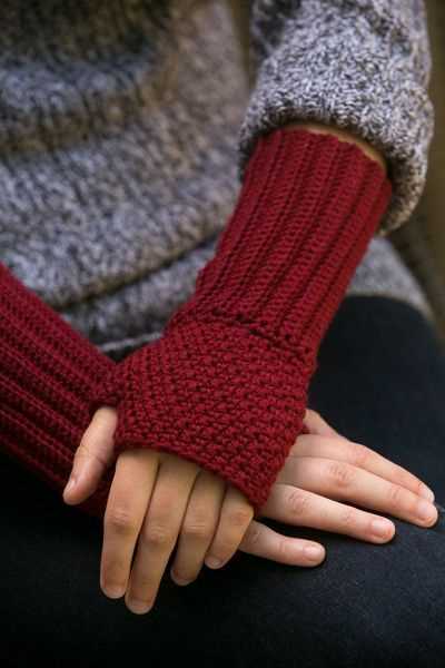 Easy wrist warmer knitting pattern free