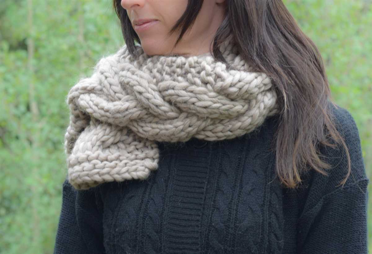 Easy chunky cable knit scarf pattern