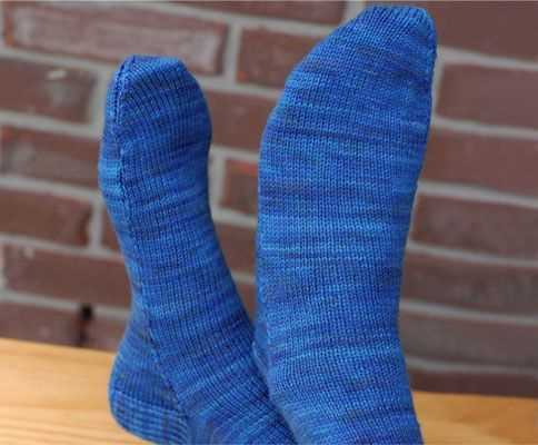 Easy knit sock pattern on circular needles