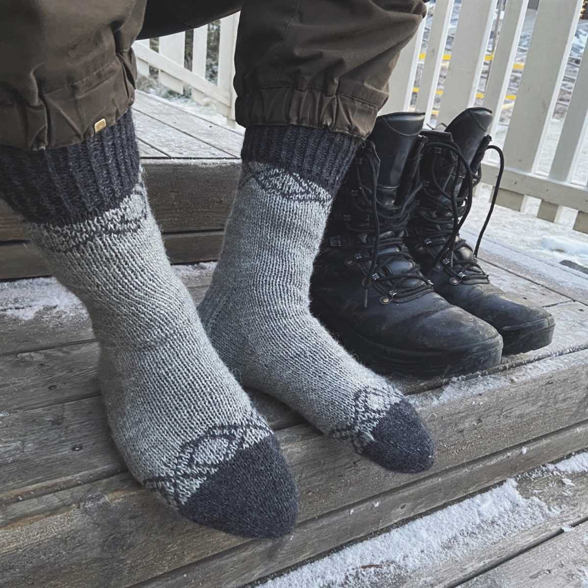 Knitting pattern mens socks