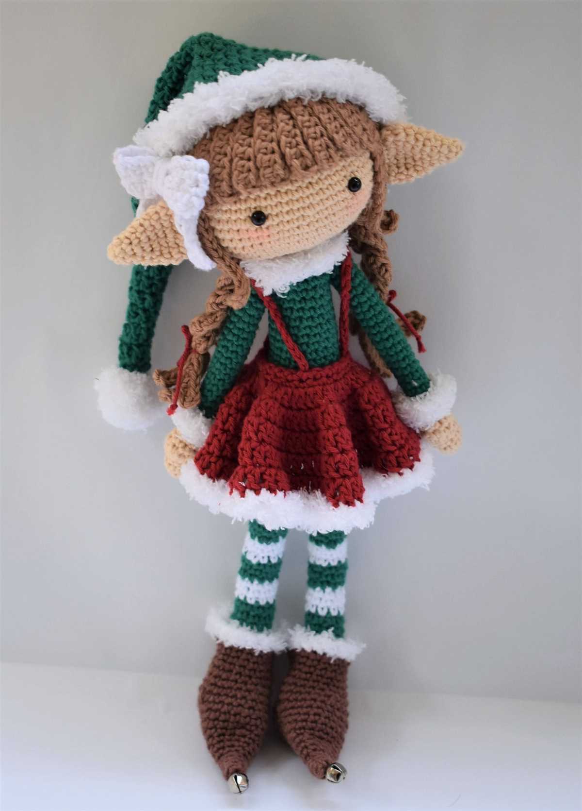 Free knitting pattern for xmas elf