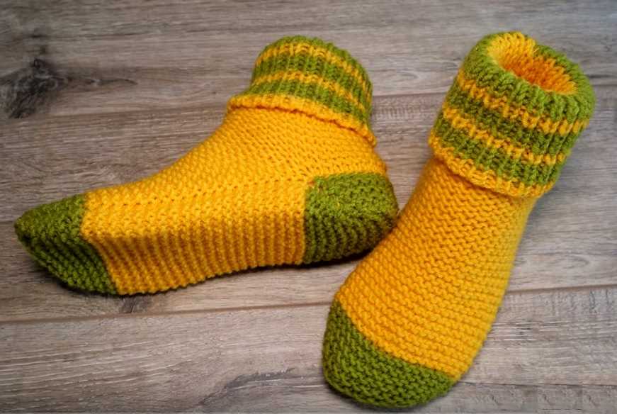 Free two needle sock knitting patterns