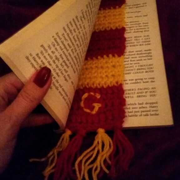 Harry potter scarf bookmark knitting pattern