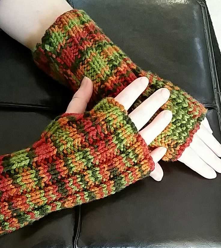 Fingerless gloves knit flat pattern