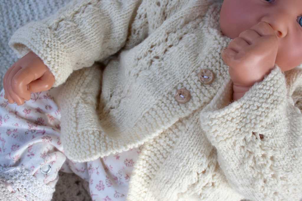 Fluffy cardigan knitting pattern