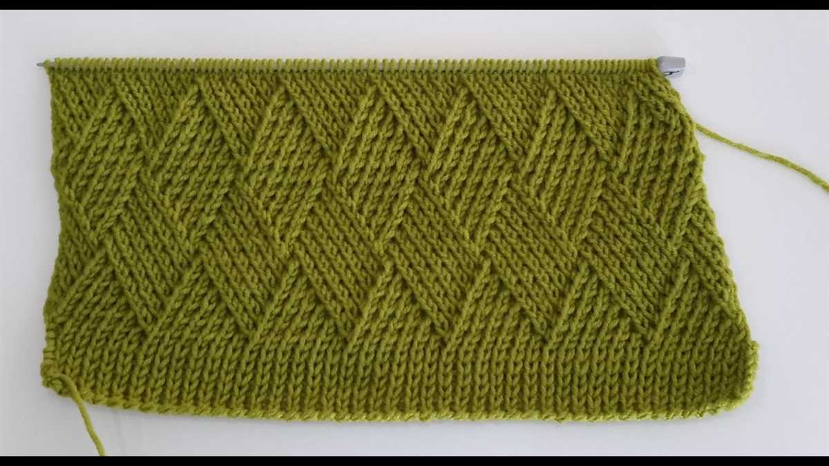 Diamond stitch knitting pattern