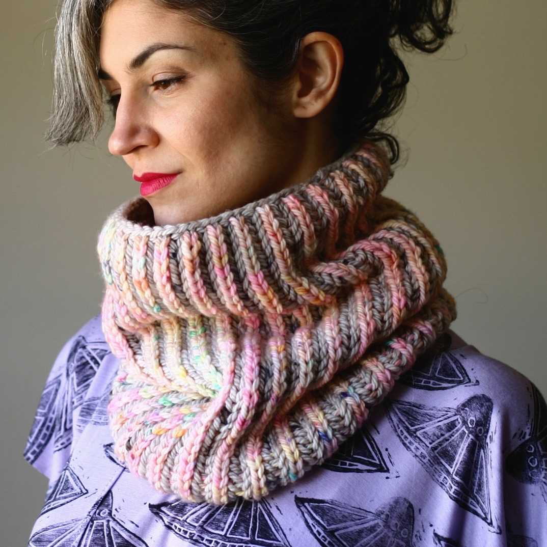 Free brioche knit scarf pattern