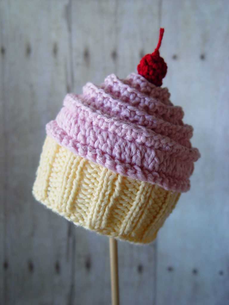 Free cupcake hat pattern knit