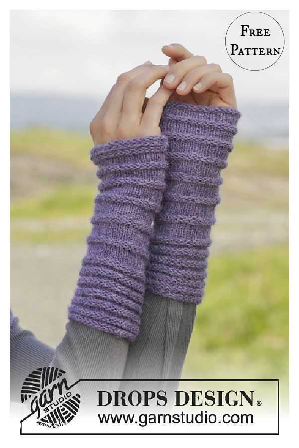 Free knit wrist warmer pattern