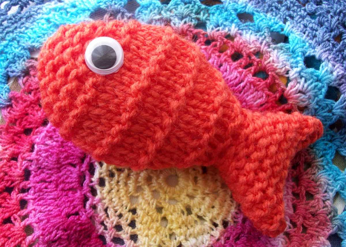 Free knitted fish toy pattern