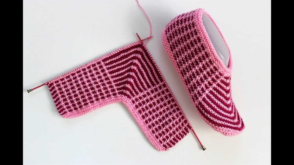 Free knitting knitted slippers pattern with two needles