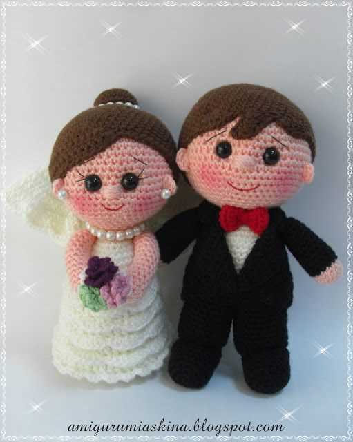 Free knitting pattern for bride and groom dolls