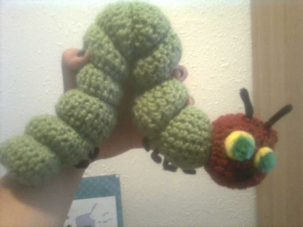 Free knitting pattern for the very hungry caterpillar