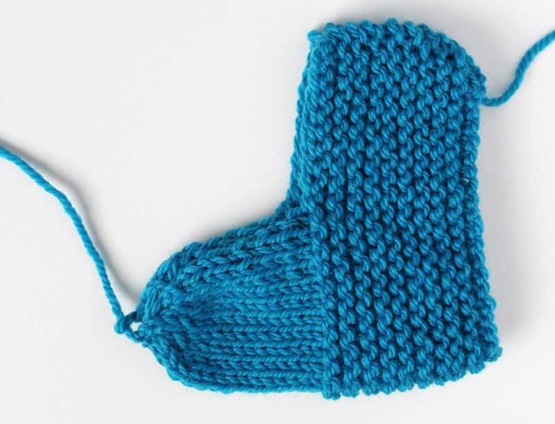 Free knitting patterns for socks on straight needles