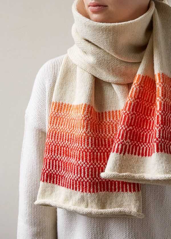 Free knitting patterns for women's scarves