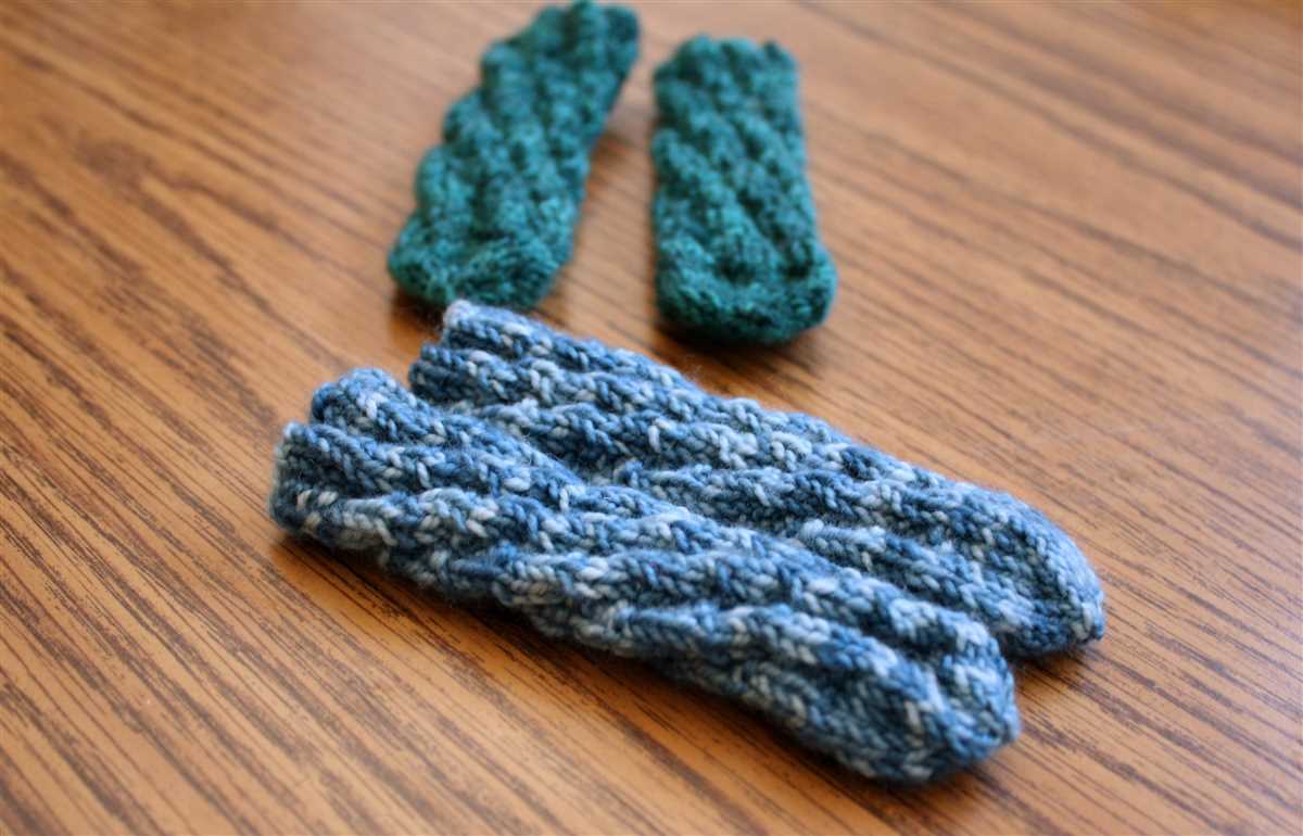 Easy sock knitting pattern circular needles