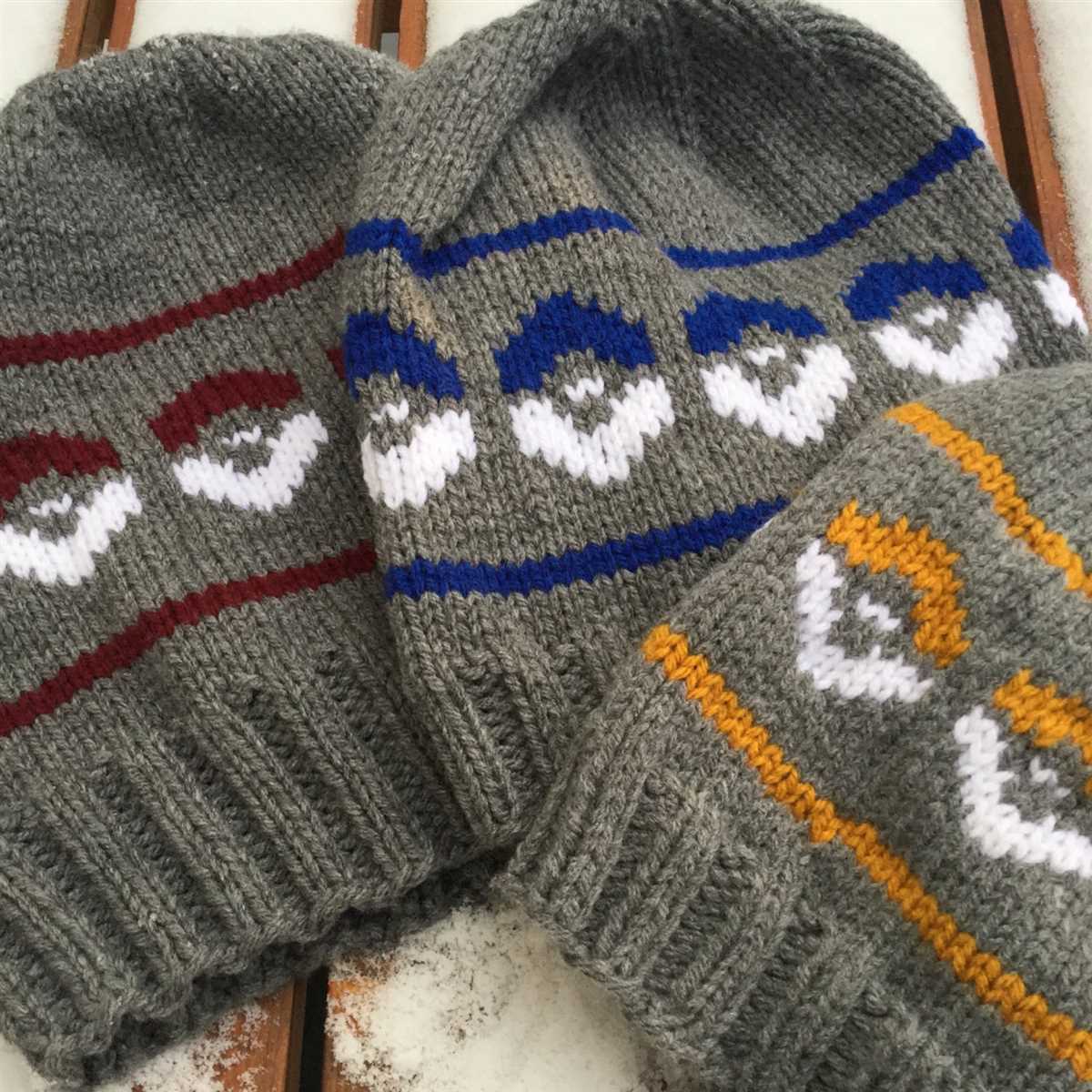 Pokemon hat knitting pattern