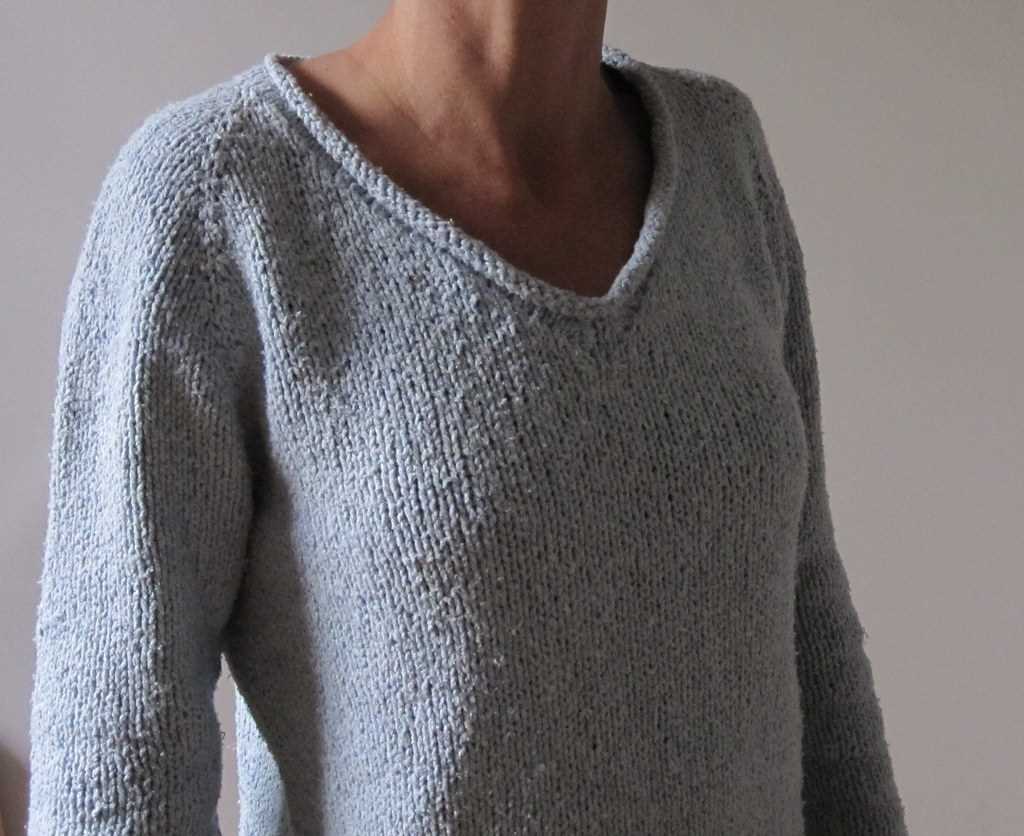 Knit v-neck pattern