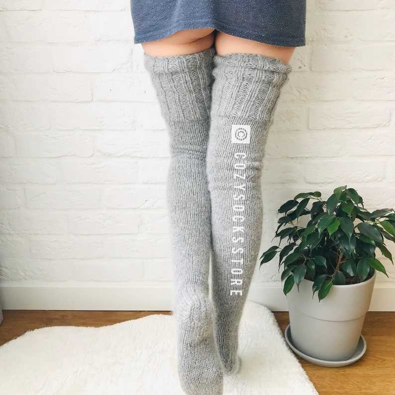 Over the knee leg warmers knitting pattern