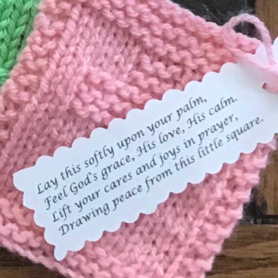 Free patterns for knitted prayer squares