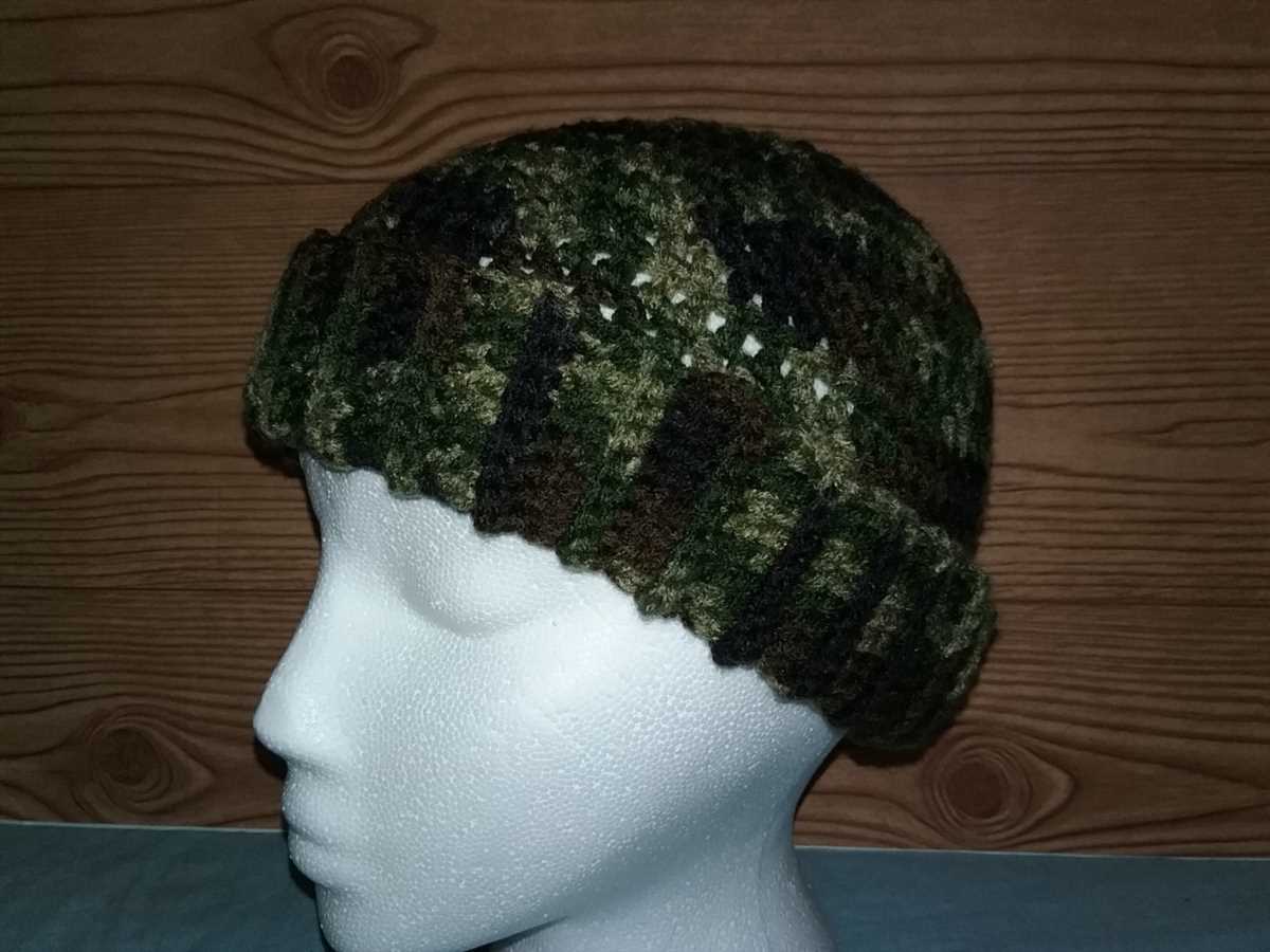 Free ponytail knit hat pattern