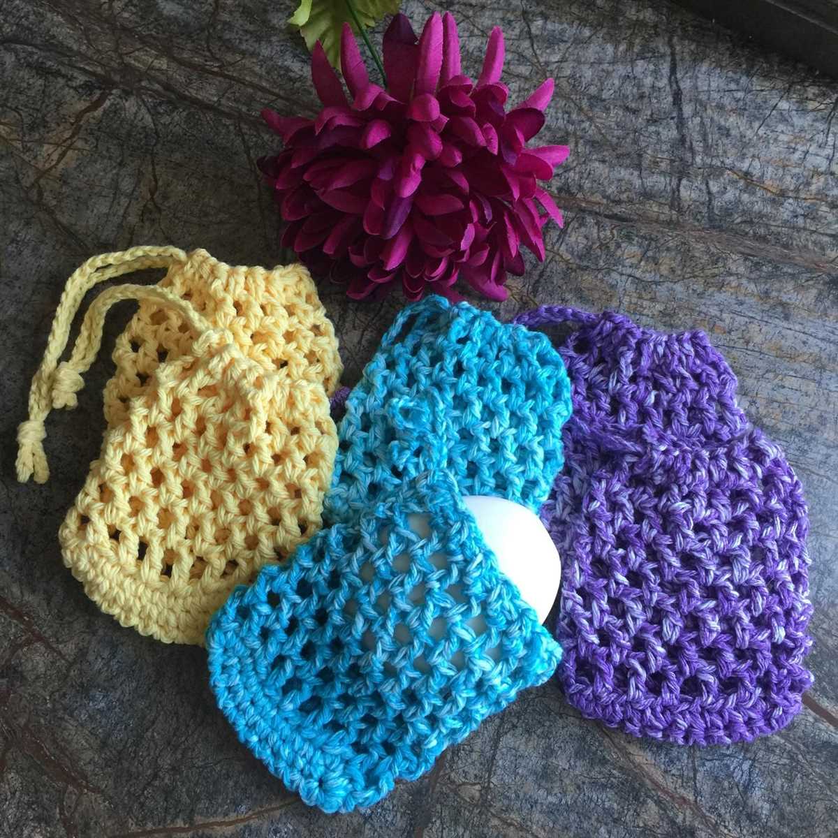 Knitted soap bag pattern