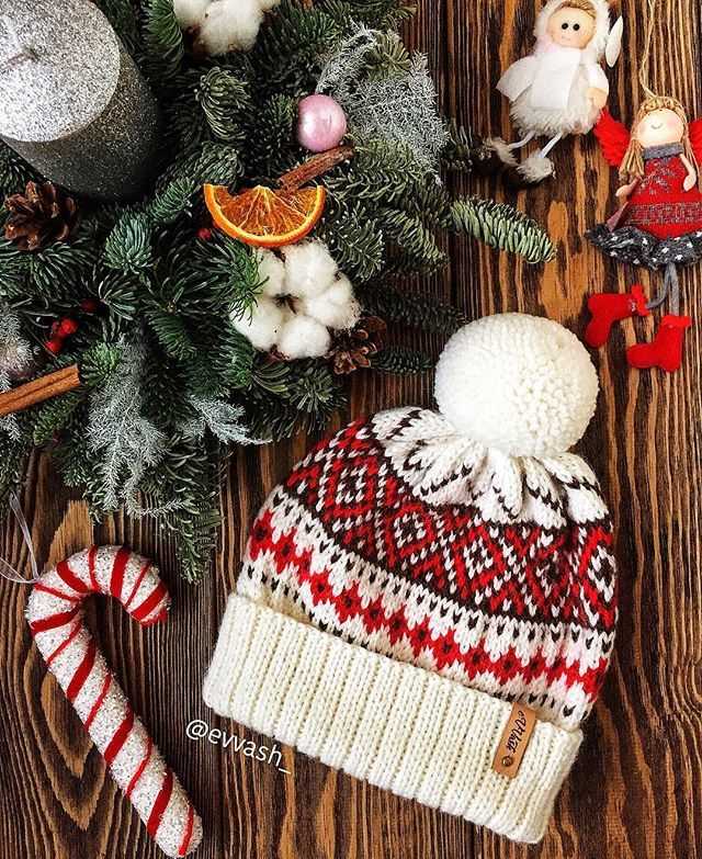 Knitting pattern for christmas hat