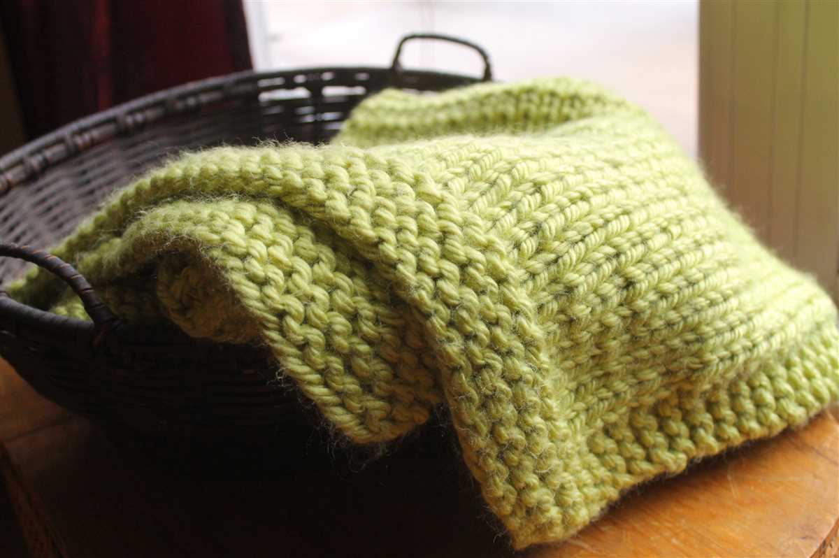 Free chunky knit baby blanket pattern