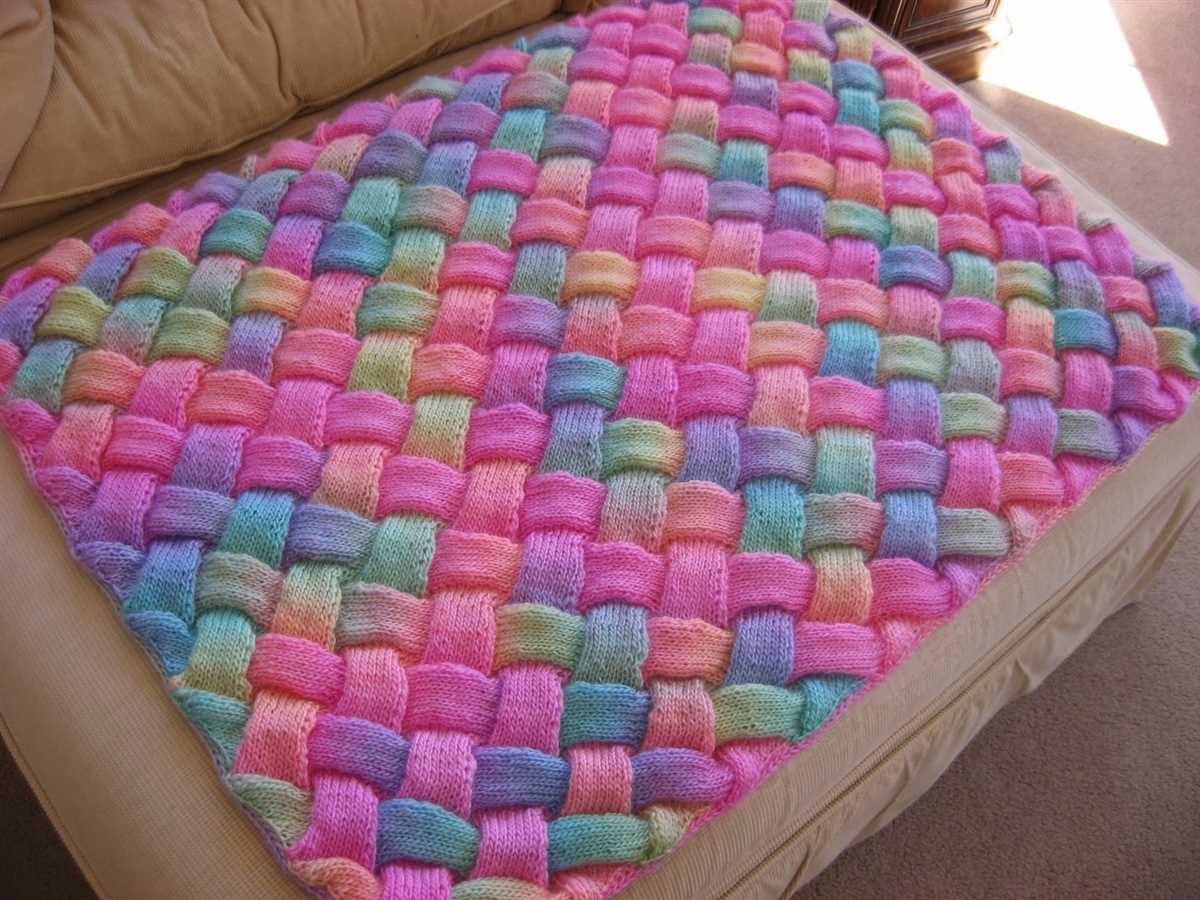 Free entrelac blanket knitting pattern