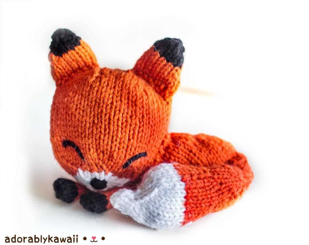 Free fox toy knitting pattern