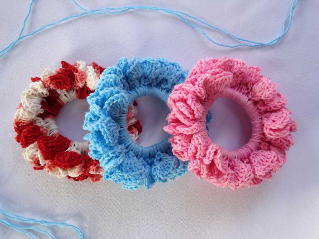 Hair scrunchie knitting pattern