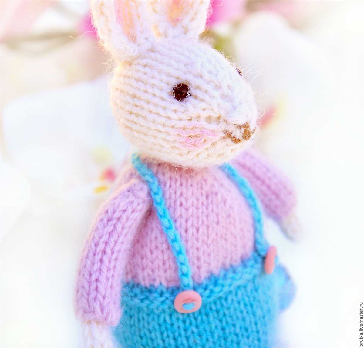 Free knitted bunny egg cosy pattern