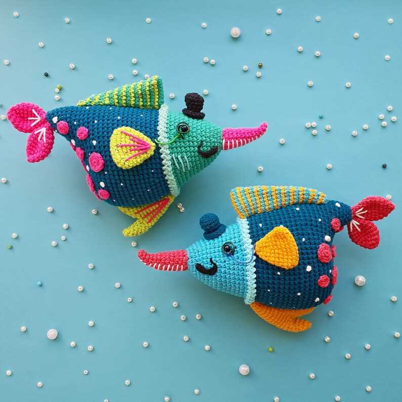 Free knitted fish toy pattern