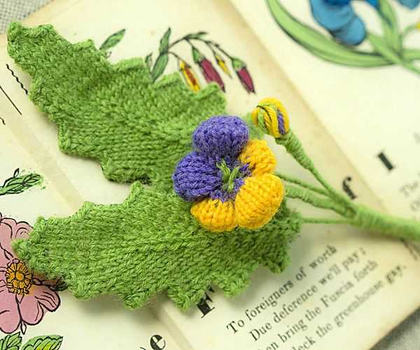 Free knitted flower patterns uk