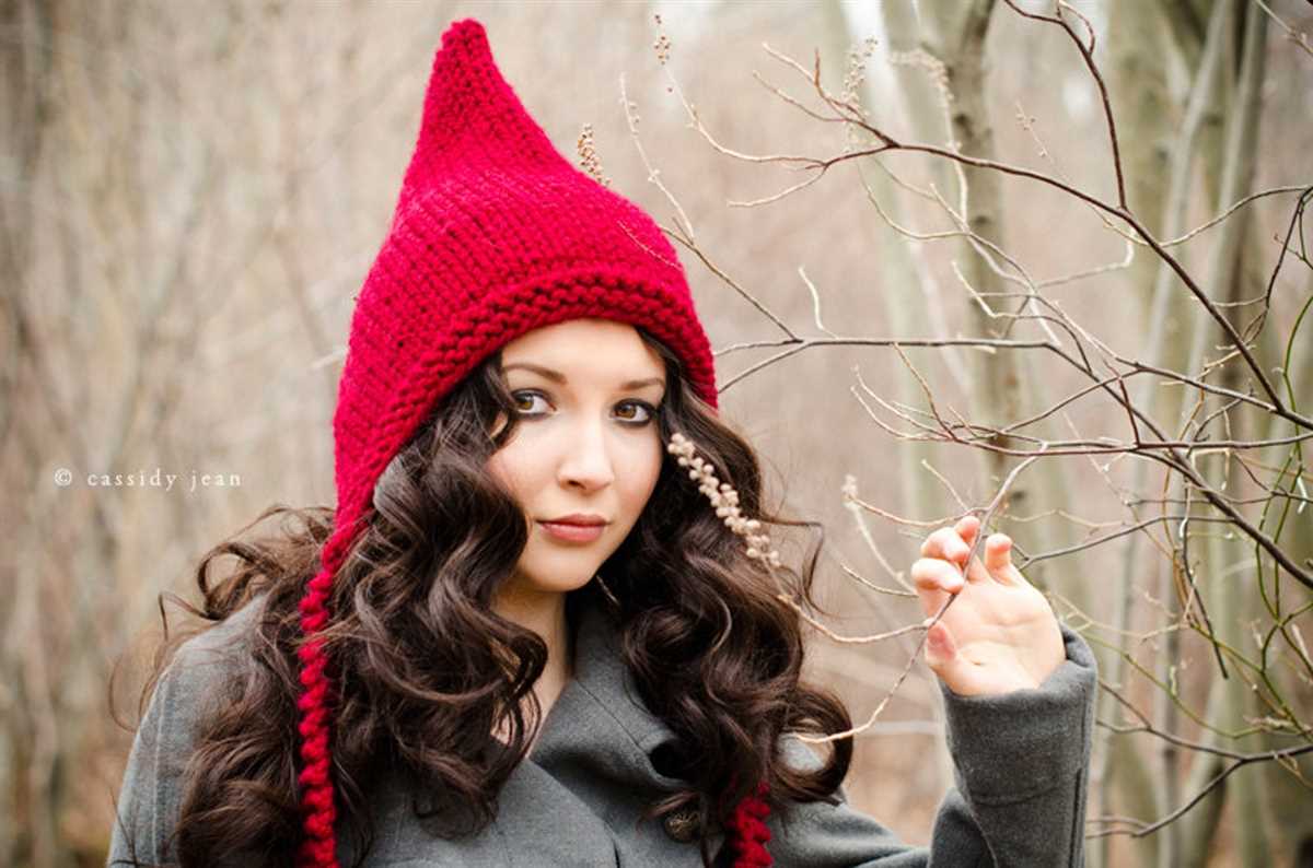 Free knitted pixie hat pattern for adults