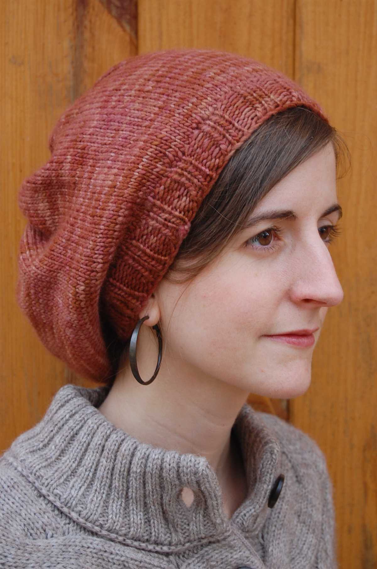 Free knitted slouchy beanie pattern