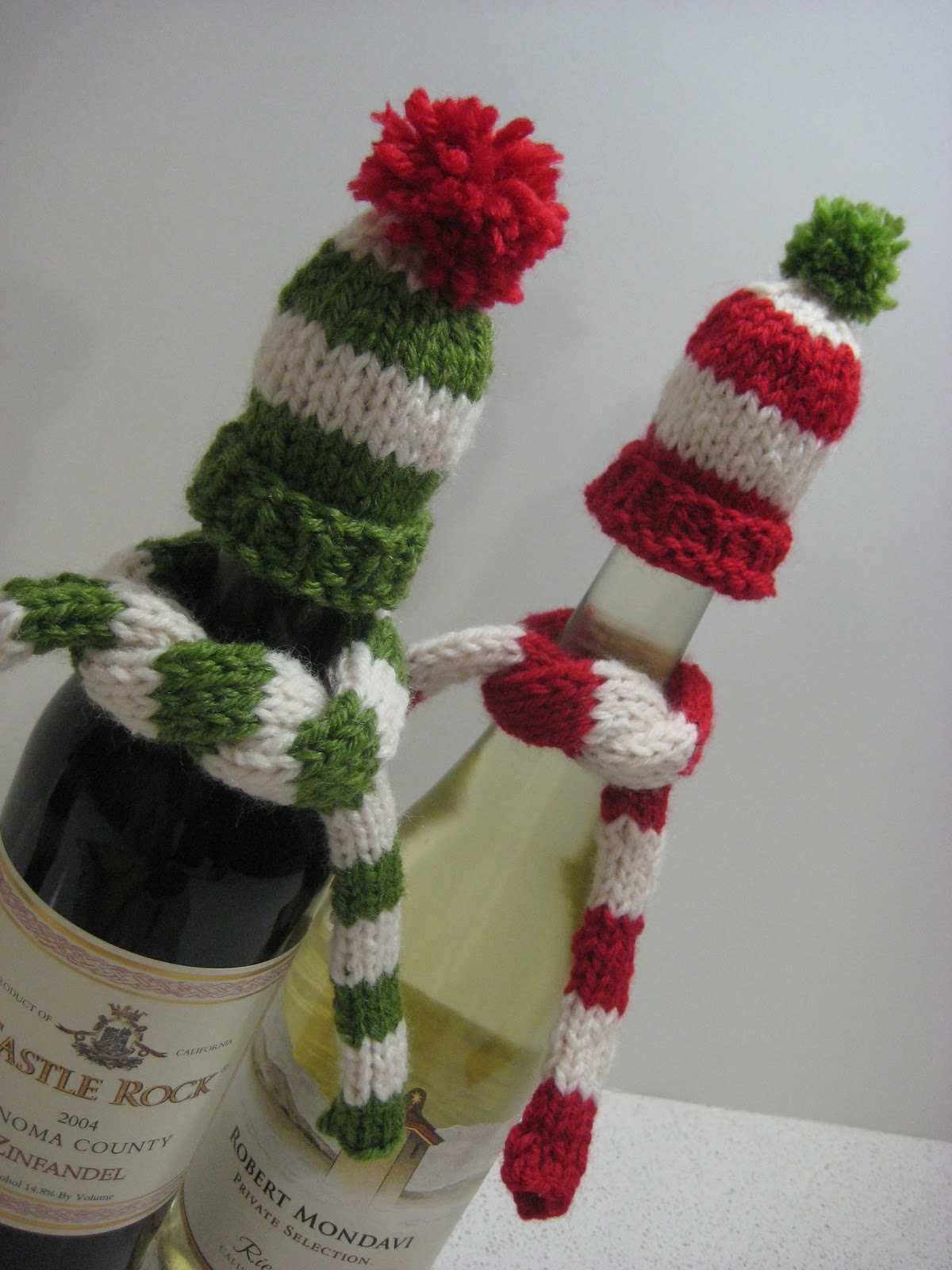 Free knitting pattern for wine bottle hat and scarf