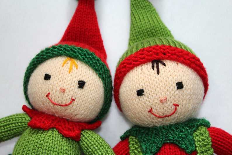 Free knitting pattern for xmas elf