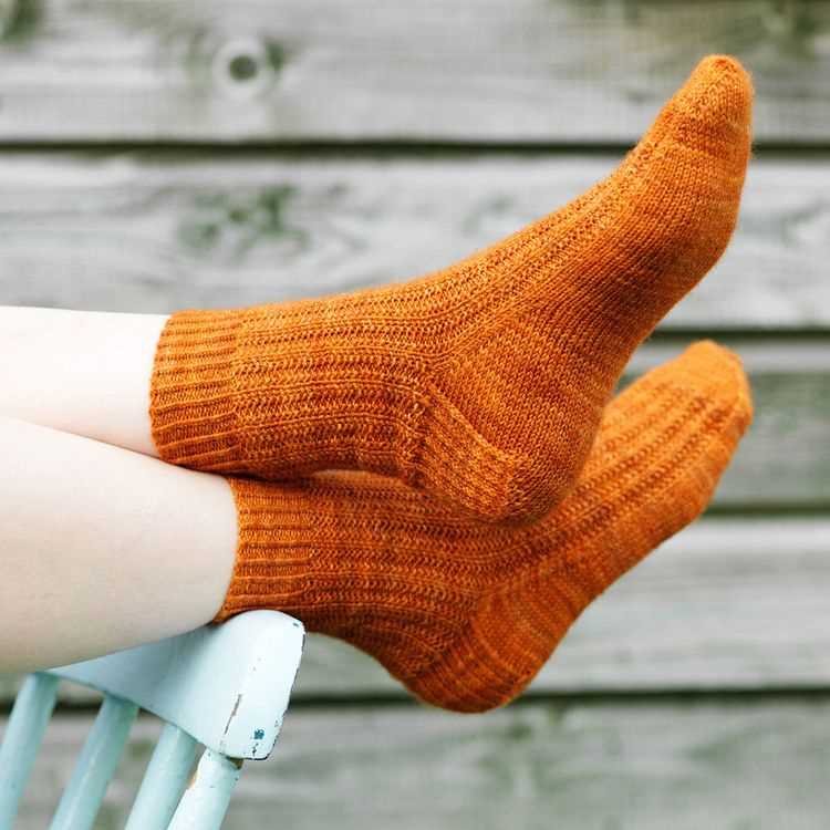 Free knitting pattern mukluk slippers