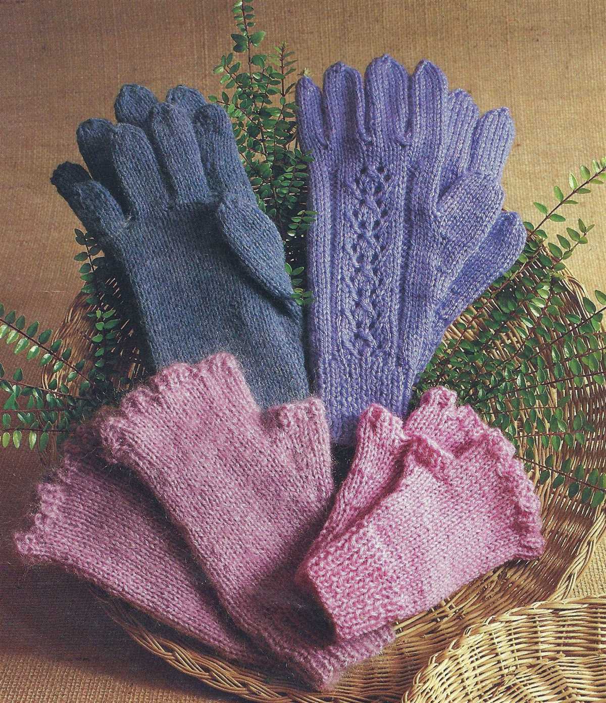 Free knitting patterns for men's gloves on two needles