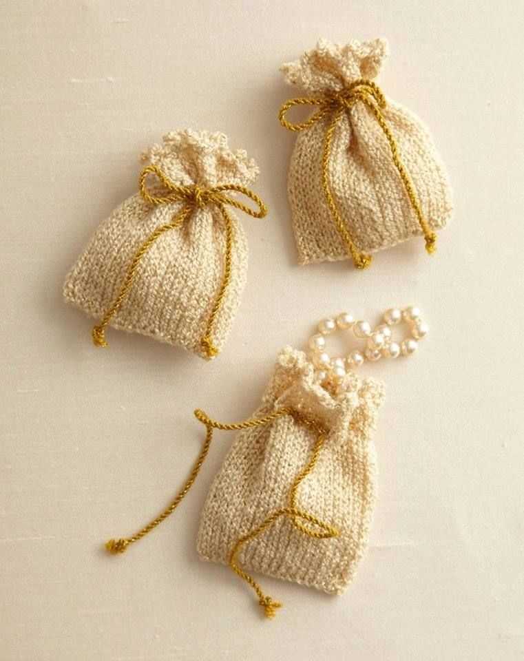 Free knitting patterns for small gift bags