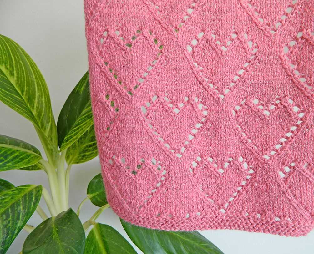 Free lace heart knitting pattern